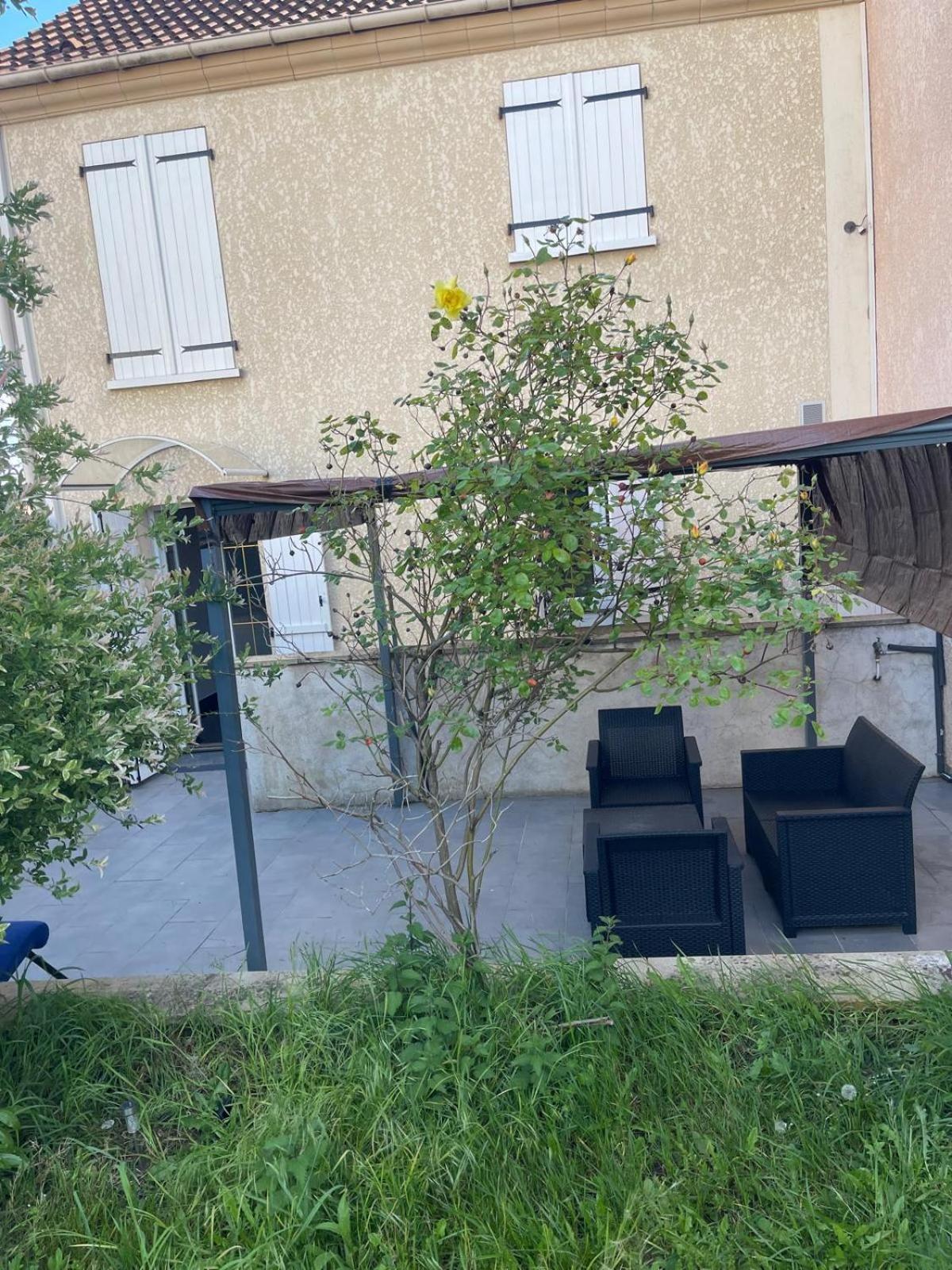 Maison De Caractere A Ballainvilliers Bagian luar foto